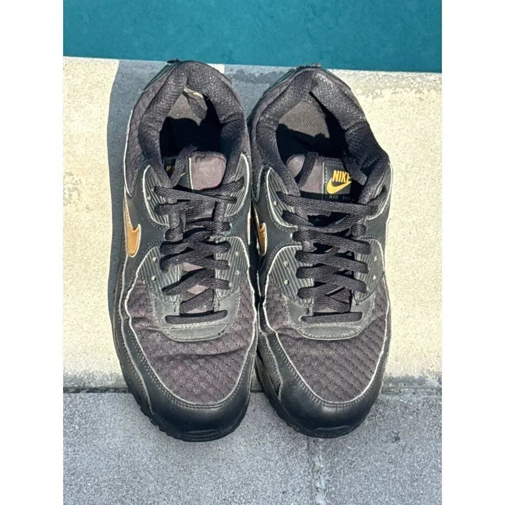 Nike Air Max 90 Essential Men Black Sneakers Size 11